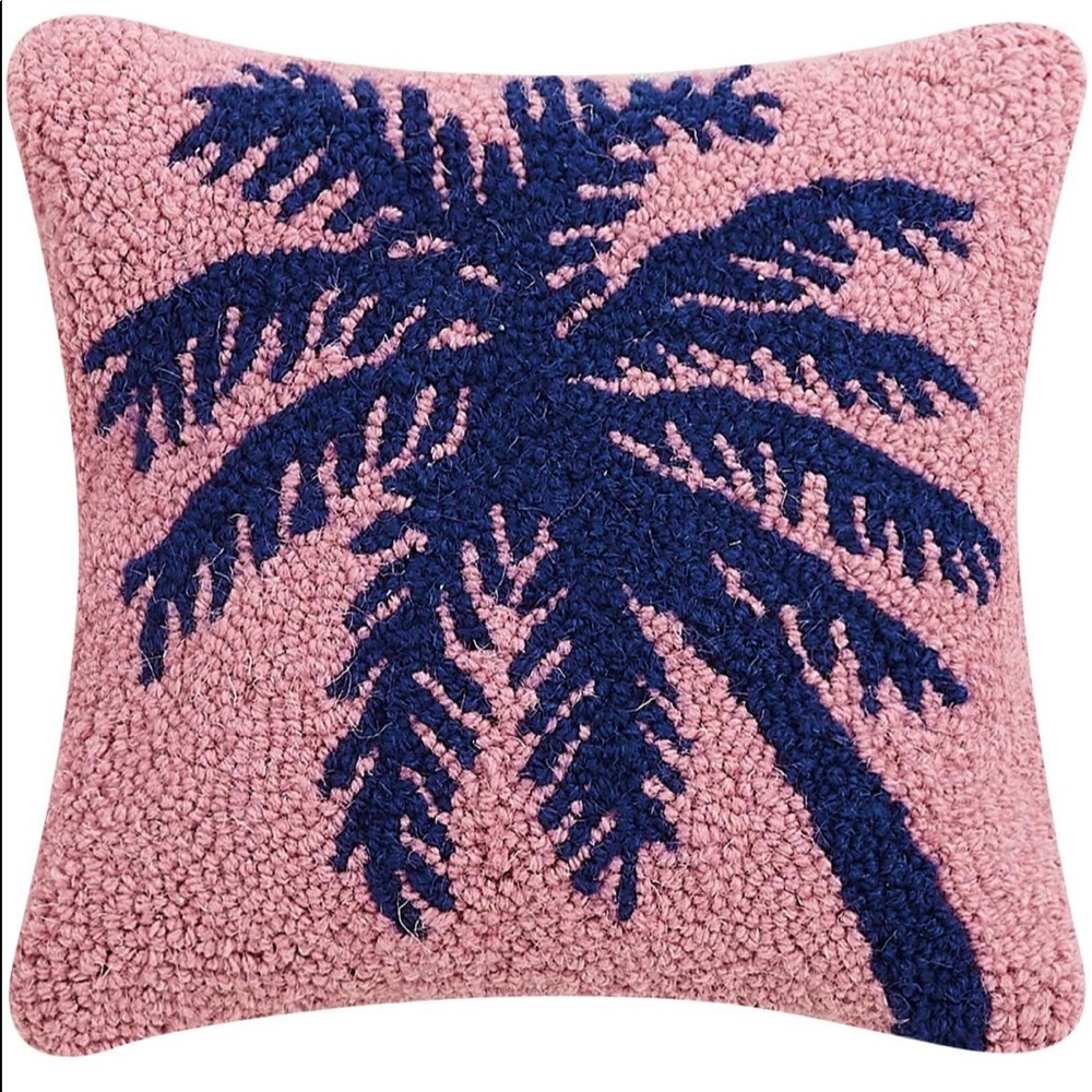 Poly Filled Hook Throw Pillow (Palm Trees)